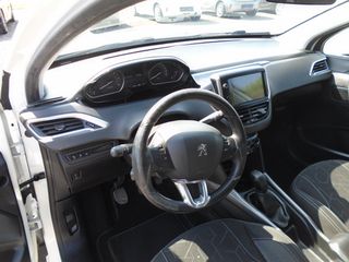 Peugeot 2008 2017 1.5 BLUEHDI 100 ALLURE-thumb-12
