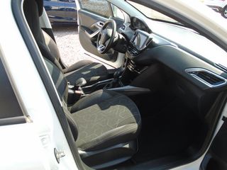 Peugeot 2008 2017 1.5 BLUEHDI 100 ALLURE-thumb-14