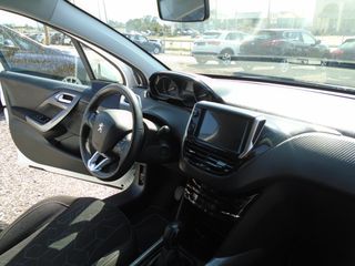 Peugeot 2008 2017 1.5 BLUEHDI 100 ALLURE-thumb-16