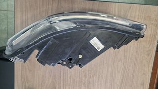 ΦΑΝΑΡΙ ΕΜΠΡΟΣ ΑΡΙΣΤΕΡΟ ΓΝΗΣΙΟ 31655989 volvo xc40-thumb-3