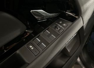 Land Rover Range Rover Evoque 2025 D200 R-DYN 5 YEAR GUARANTEE NEW MONDEL PANORAMA FULL EXTRA-thumb-31
