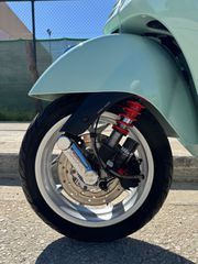 Vespa GTS 300 2020 Full extra HPE 300-thumb-10