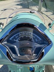 Vespa GTS 300 2020 Full extra HPE 300-thumb-14