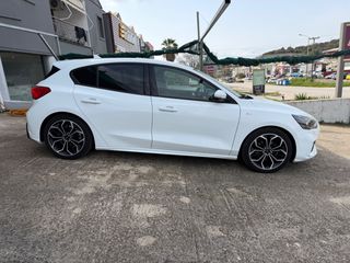 Ford Focus 2018 ST LINE X 1.5-thumb-3