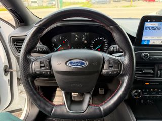 Ford Focus 2018 ST LINE X 1.5-thumb-11