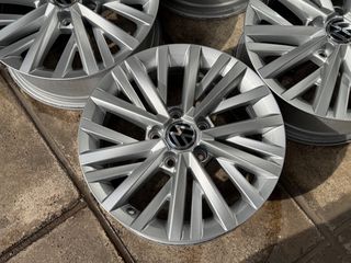 16άρες 5x112 Γνήσιες VW *ΑΓΡΑΤΖΟΥΝΙΣΤΕΣ*-thumb-2