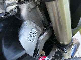 Yamaha YZ 450F 2022-thumb-6