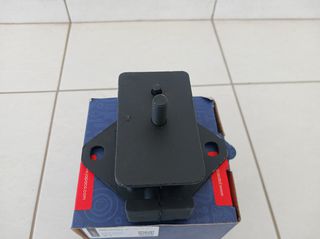 ΒΑΣΗ ΚΙΝΗΤΗΡΑ R/L MITSUBISHI L200 2006+  MR992670-thumb-1