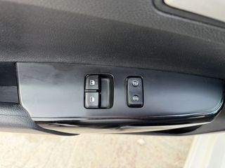 Kia Picanto 2019 picanto-thumb-6