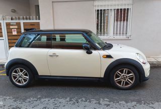 Mini Cooper 2011 Hatch R56-thumb-3