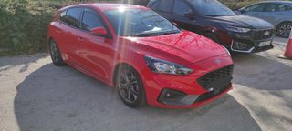 Ford Focus 2018 St line-thumb-1