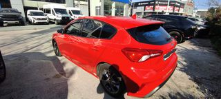 Ford Focus 2018 St line-thumb-4