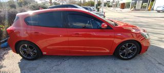 Ford Focus 2018 St line-thumb-19