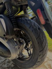 Piaggio Beverly 350 2018-thumb-10