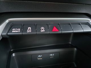 Audi A3 2020 "DESIGN"35ΤFSI-150PS"Mild Hybrid"Stronic F1!!!-thumb-78