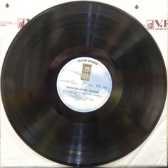 TOM WAITS - HEARTATTACK AND VINE-thumb-3