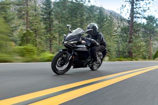 Yamaha YZF-R3 2026 ΕΤΟΙΜΟΠΑΡΑΔΟΤΗ! ΜΕ 10% ΕΩΣ 84 ΜΗΝΕΣ ΕΞΟΦΛΗΣΗ ΔΩΡΕΑΝ 3ος ΧΡΟΝ-thumb-13