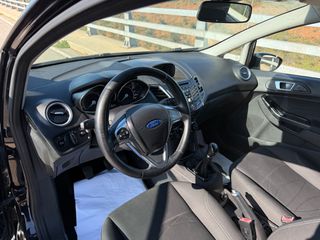 Ford Fiesta 2016-thumb-8