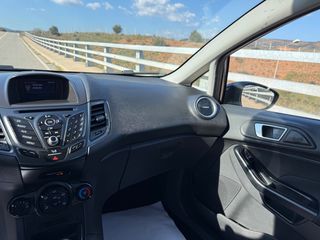 Ford Fiesta 2016-thumb-17