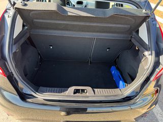 Ford Fiesta 2016-thumb-21
