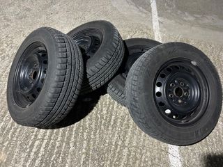 Σετ 4άδα Σιδερένιες Ζάντες 15" 5x114.3 με Χειμερινά Λάστιχα Tomket 195/65/15