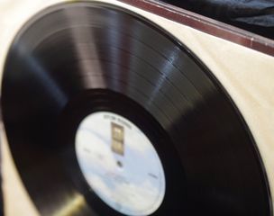 TOM WAITS - ASYLUM YEARS-thumb-8