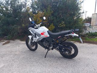 Ducati DesertX 2023-thumb-3