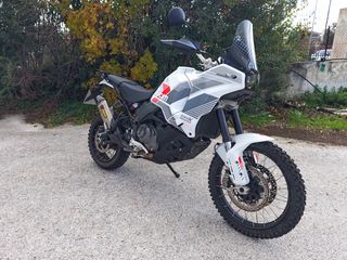 Ducati DesertX 2023-thumb-4