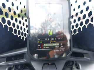 Ducati DesertX 2023-thumb-14