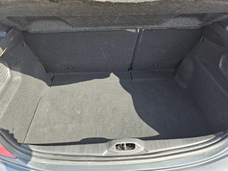 Peugeot 208 2015-thumb-15