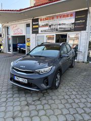 Kia Stonic 2023-thumb-1