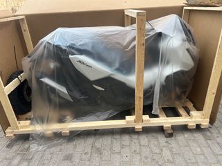 Honda ADV 350 2026-thumb-1
