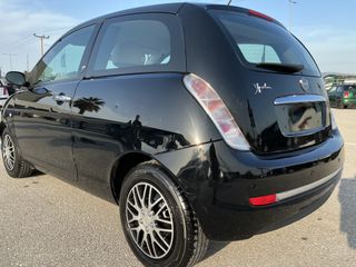 Lancia Ypsilon 2008-thumb-11
