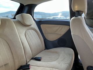 Lancia Ypsilon 2008-thumb-17