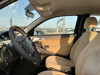 Lancia Ypsilon 2008-thumb-22
