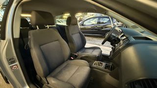 Volkswagen Polo 2002-thumb-12