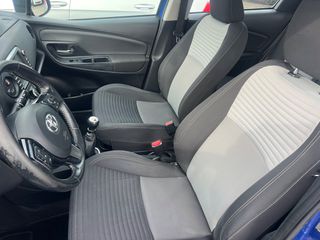 Toyota Yaris 2018-thumb-9
