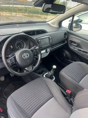 Toyota Yaris 2018-thumb-10