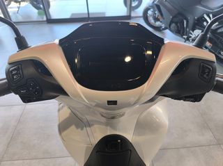 Honda SH 150i 2026 SMART TOP BOX ΑΤΟΚΑ-thumb-11