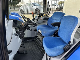 Τρακτέρ New Holland 2009 τ6070-thumb-32