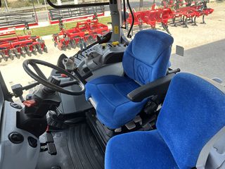 Τρακτέρ New Holland 2011 T6020-thumb-14