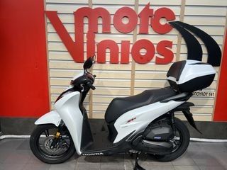 Honda SH 150i 2025 SPORT TOP BOX *ΠΡΟΣΦΟΡΑ 2025*-thumb-1