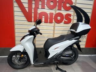 Honda SH 150i 2025 SPORT TOP BOX *ΠΡΟΣΦΟΡΑ 2025*-thumb-3