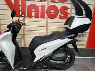 Honda SH 150i 2025 SPORT TOP BOX *ΠΡΟΣΦΟΡΑ 2025*-thumb-5