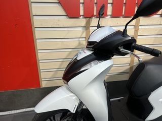 Honda SH 150i 2025 SPORT TOP BOX *ΠΡΟΣΦΟΡΑ 2025*-thumb-7