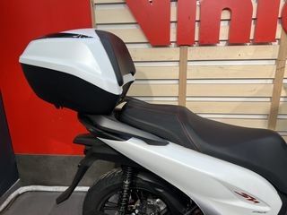 Honda SH 150i 2025 SPORT TOP BOX *ΠΡΟΣΦΟΡΑ 2025*-thumb-15