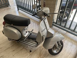Piaggio Vespa 1992 arcobaleno PX 200 E 1992-thumb-5