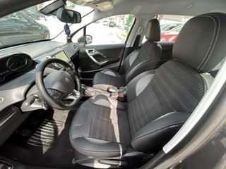 Peugeot 2008 2016-thumb-5