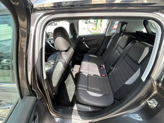 Peugeot 2008 2016-thumb-6