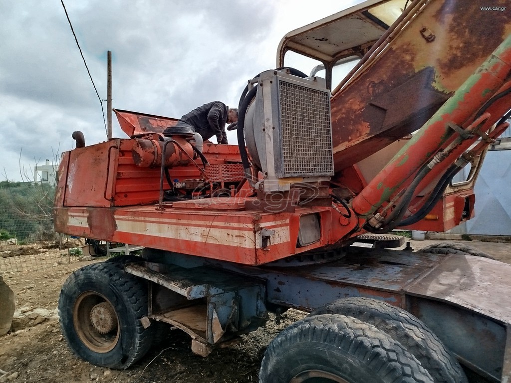 Εκσκαφέας Με Λάστιχα O & K 1984 mh f 6 antalaktika